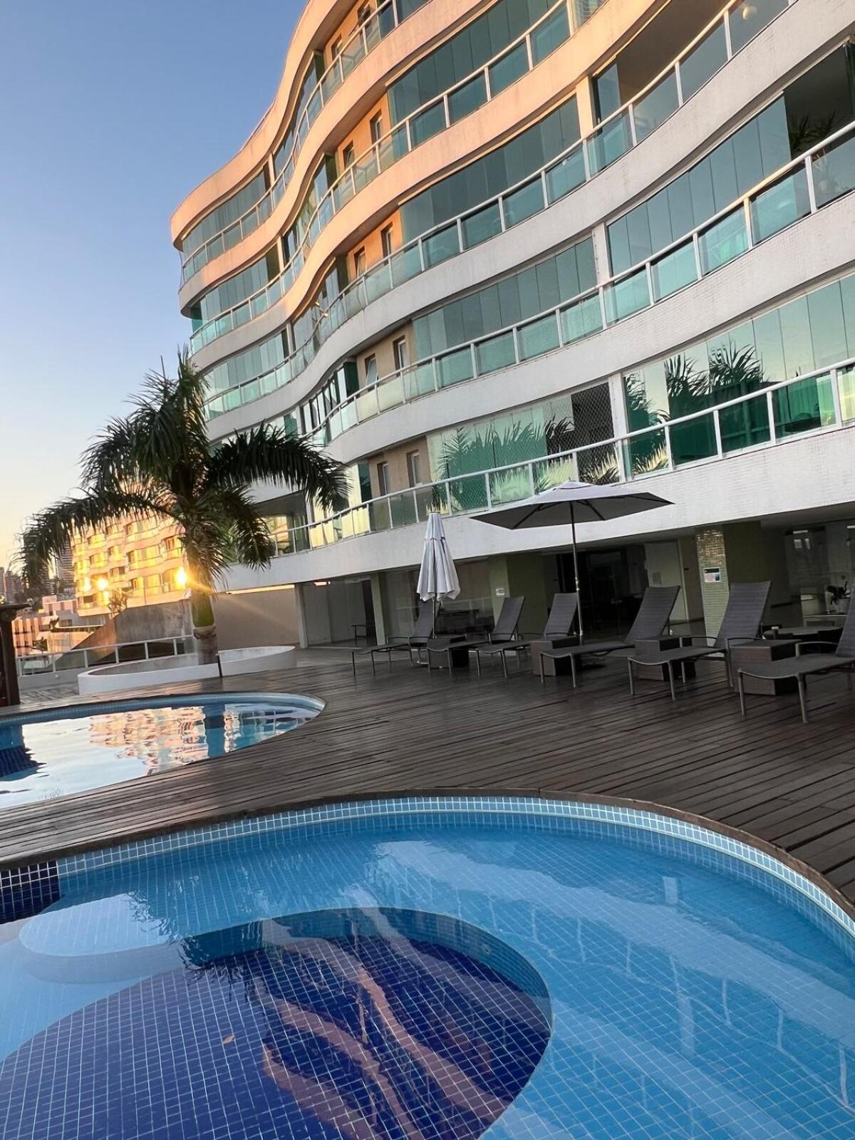 2 Quartos Vista Mar Ondina Apartamento *